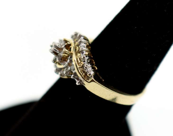 Coiling Diamond Halo Ring with 10k Gold