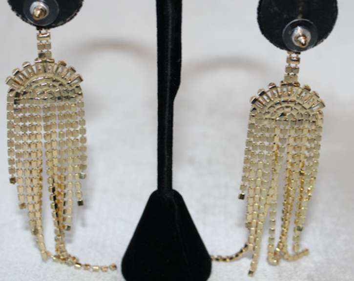 A Very Sexy  Fashion  Design Earrings