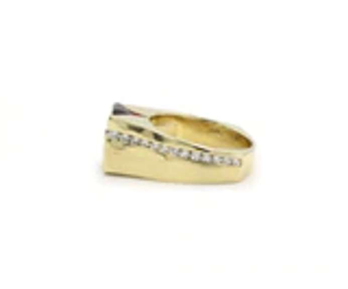Attractive Rubellite Tourmaline and Diamond Ring