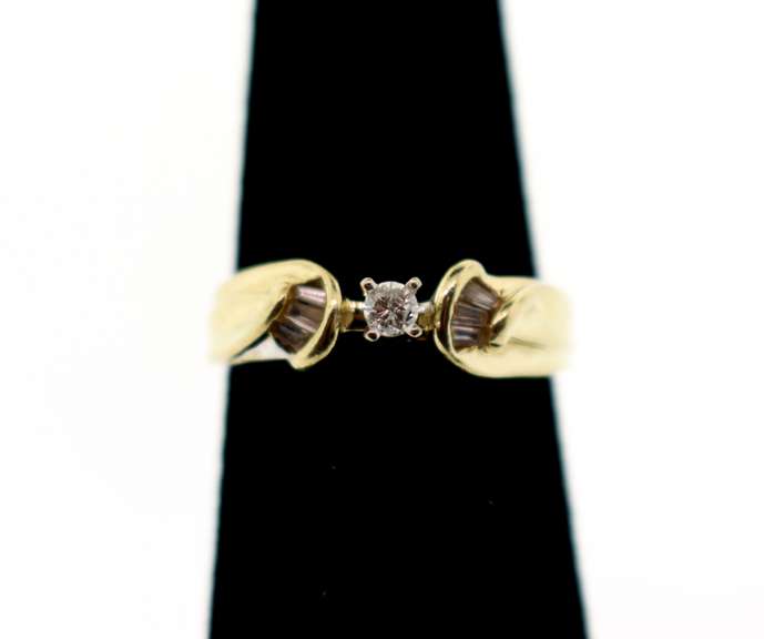 Marital 10k Gold Diamond Ring Flanked by Baguette Diamond
