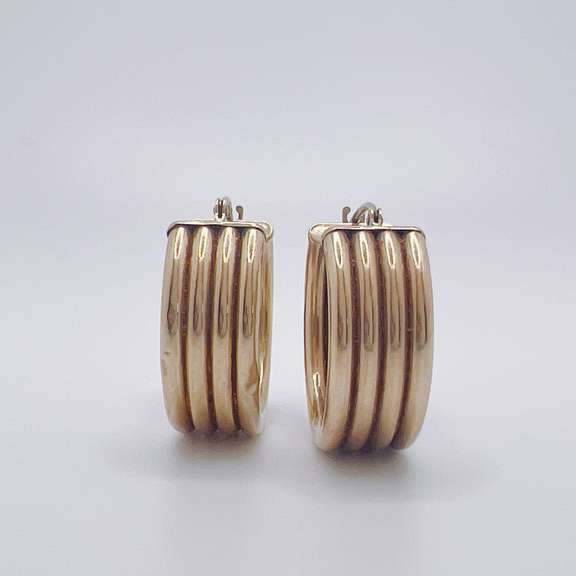14kt Yellow Gold Hoop Earrings