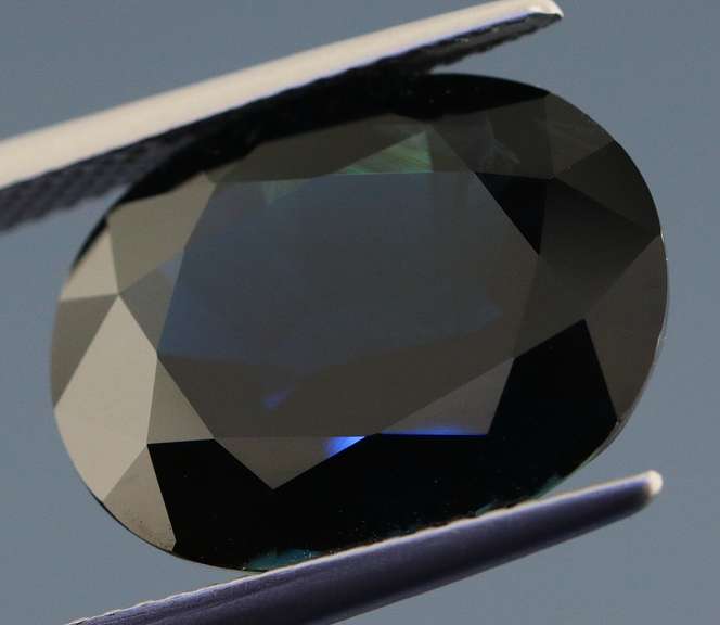 Investment sized 11.83ct certified Sapphire