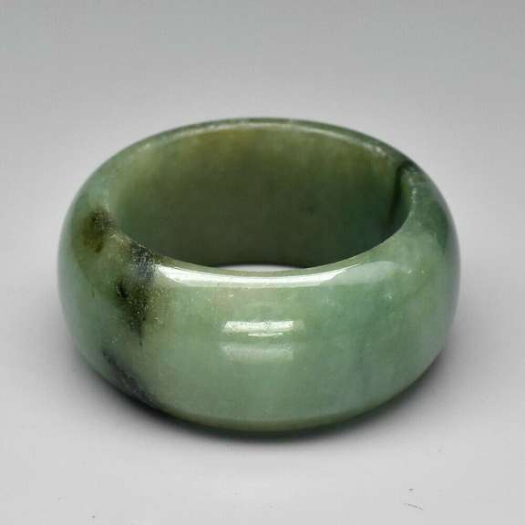 Stunning all natural 52.98ct Jadite Jade ring