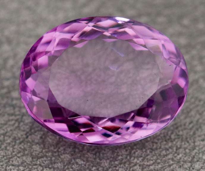 Striking 11.13ct violet Amethyst