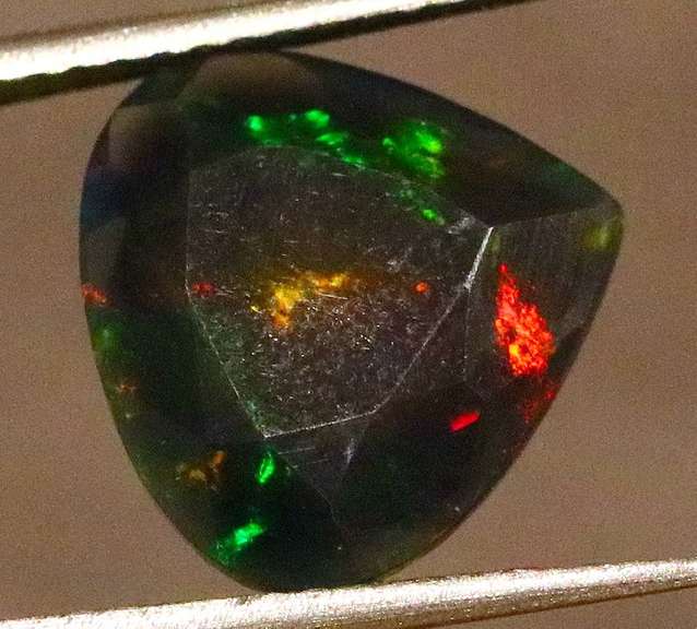Silky 2.14ct floral fairy fire flashing Black Opal