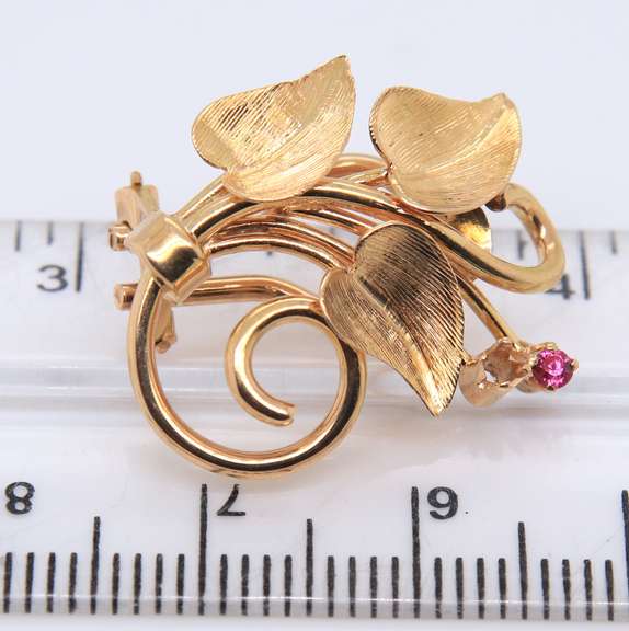 Vintage 18kt Ivy and Synthetic Ruby Earrings