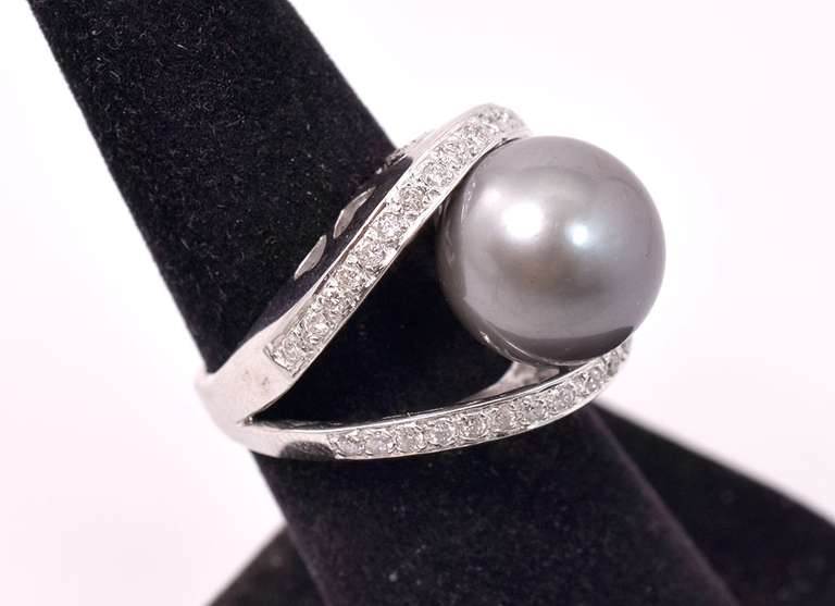 Sensational Pearl & Diamond Ring, 18KT