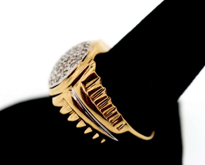MENS 10K YELLOW GOLD DIAMOND RING
