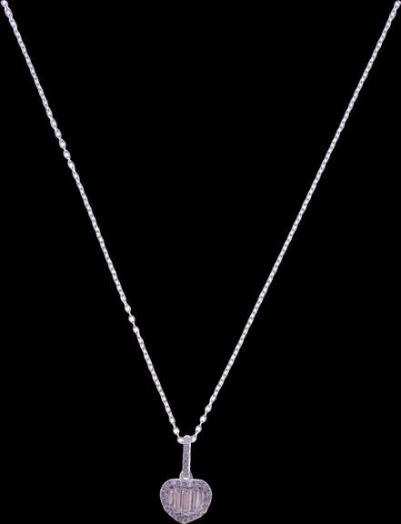 Charming 18kt White Gold Necklace With Heart Shaped Diamond Pendant
