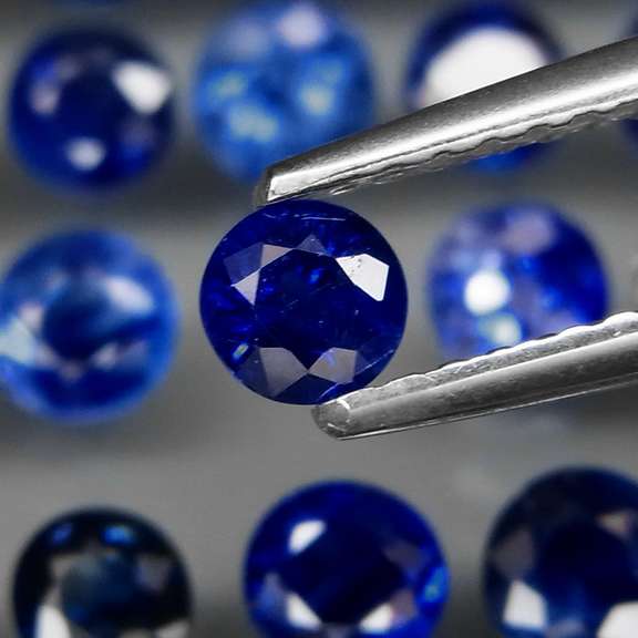Heated only top blue 7.85ct Sapphire set