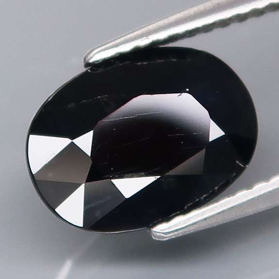 Elegant 3.58ct midnight blue Sapphire -UNHEATED