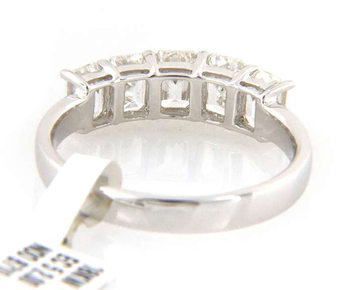 Romantic 18kt White Gold 2ctw Emerald Cut Diamond Five Stone Band