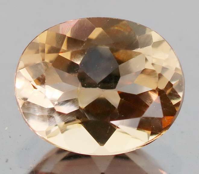 Outstanding 4.29ct bi-color Imperial Topaz