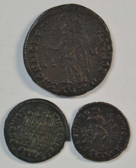 Large lot of 17 different Roman Ancient Bronze Folles