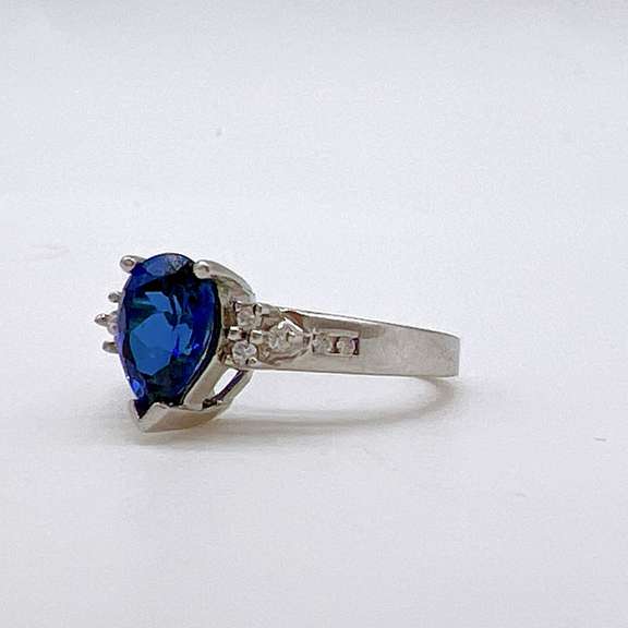 10kt Gold, Blue Sapphire, & Diamond Cocktail Ring