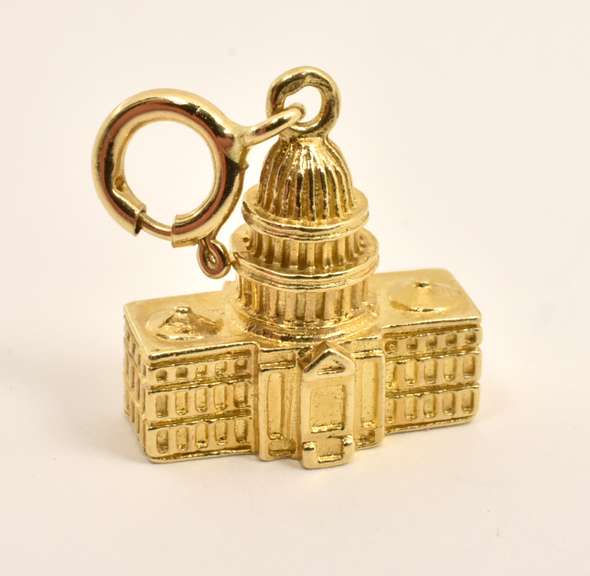 Nice 14k Capitol Charm