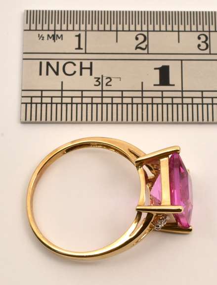 Lively Pink Sapphire Ring