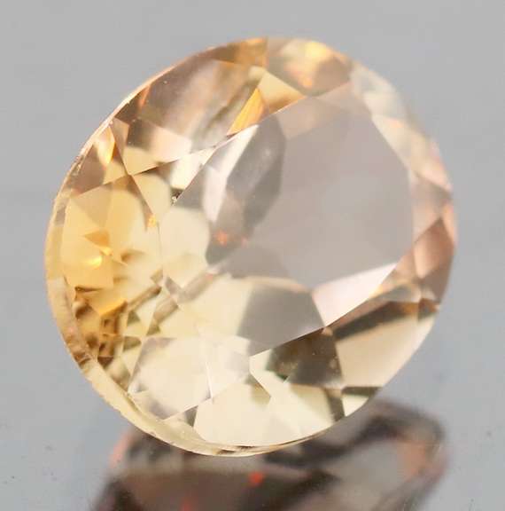 Outstanding 4.29ct bi-color Imperial Topaz