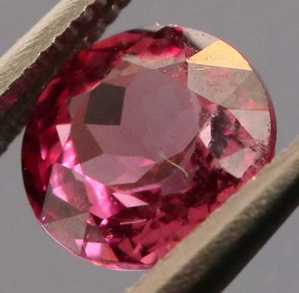 Ravishing 1.10ct rich violet pink Rhodolite Garnet solitaire