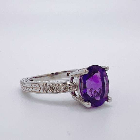 14kt Solid White Gold Amethyst & Diamond Ring