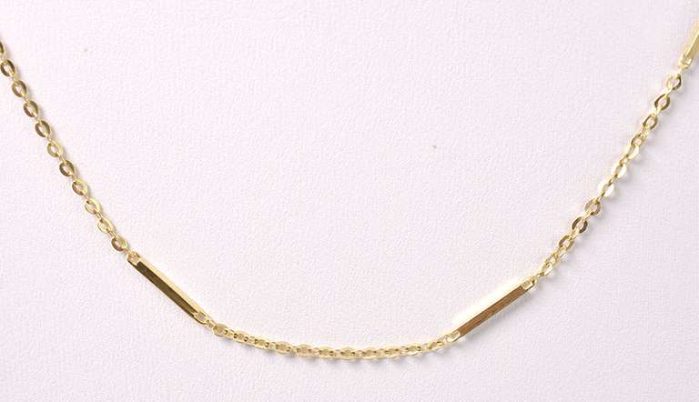 Beautiful Bar and Link Necklace in 14K Yellow Gold