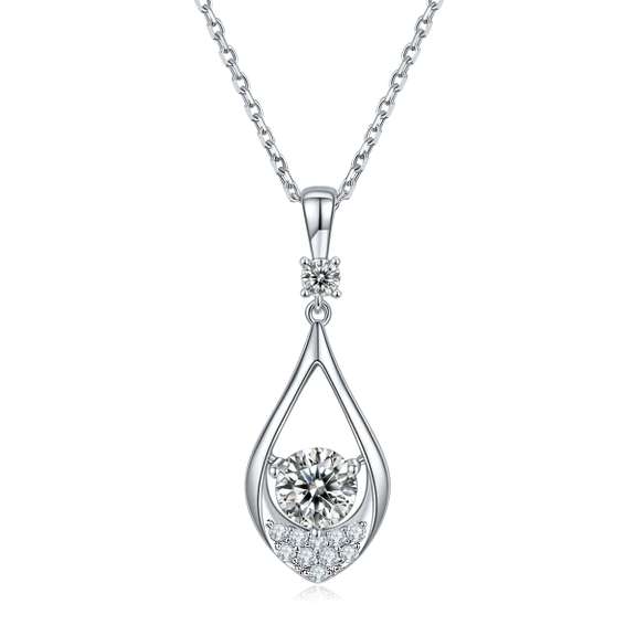 Sparkling VVS1 White Fire Moissanite Pendant