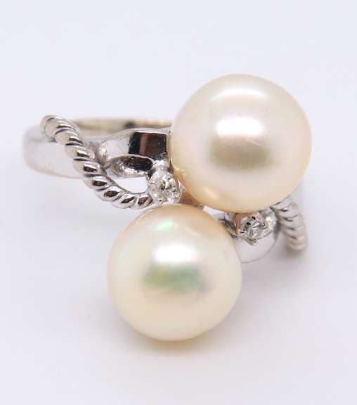 Stunning 14kt WG Double Pearl with Diamond Accent Ring