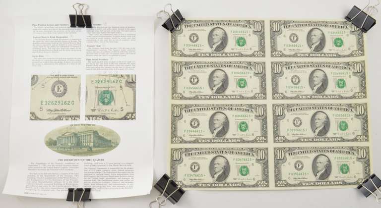 Lot (8) 1995 Star Error $2 Atlanta, GA United States FRN Uncut Sheet