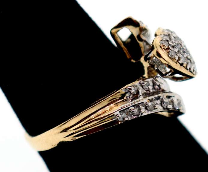 Heart Shaped Diamond Cluster Ring with 10k Gold