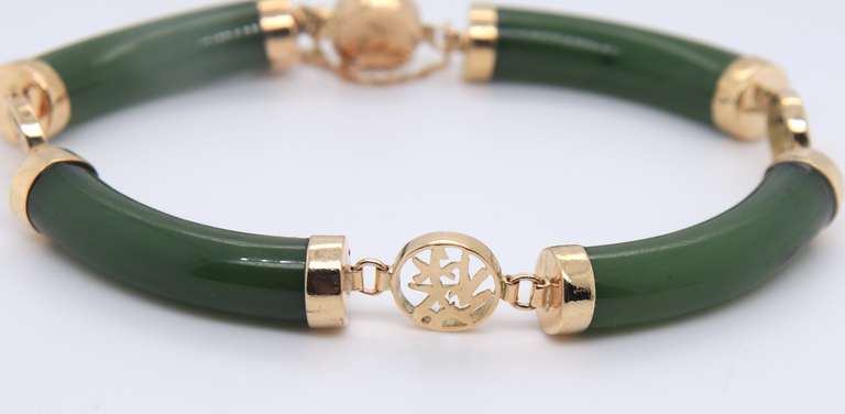 Beautiful Yellow Gold Green Jade Station Bracelet