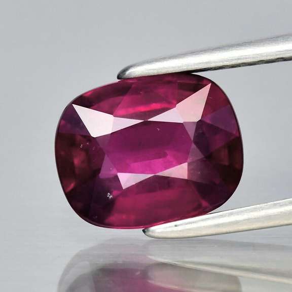Ravishing 2.47ct rich violet pink Rhodolite Garnet