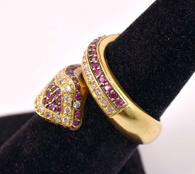 Amazing Ruby & Diamond Incrusted Snake Ring, 18KT
