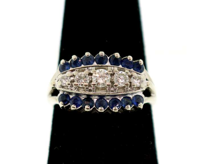 14 KT WHITE GOLD LADIES DIAMOND AND SAPPHIRE RING