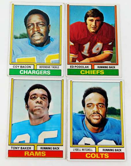 4 Topps 1974 Football Cards, All Greats