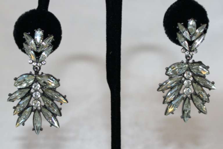 A Very Sexy  Fashion  Design Earrings