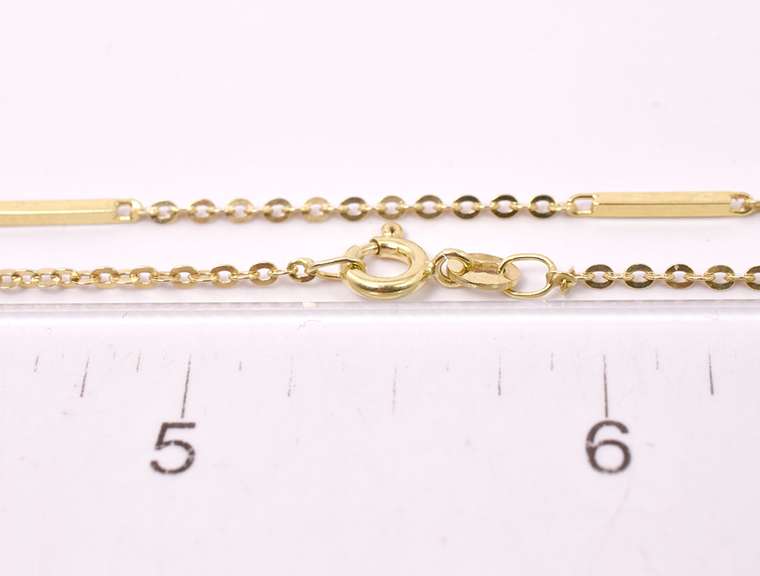 Beautiful Bar and Link Necklace in 14K Yellow Gold