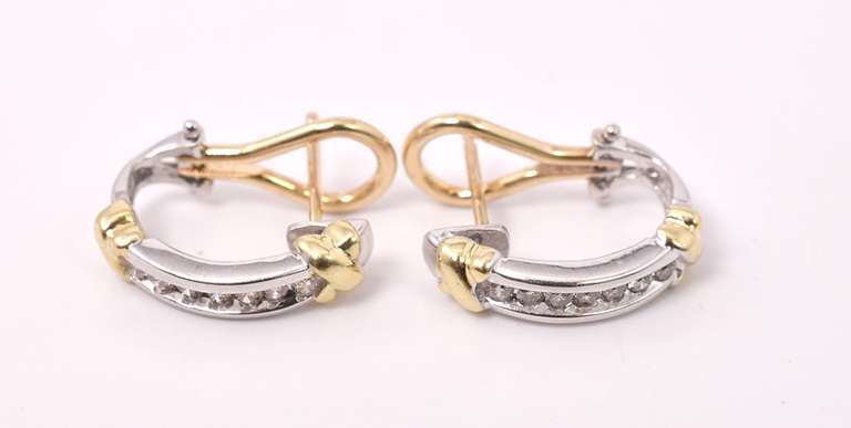 Incredible Approx. 0.28CTW Diamond Earrings in 14K Two-Tone Gold