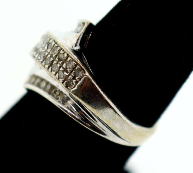 Contemporary 10k White Gold Channel Set Diamond Ring