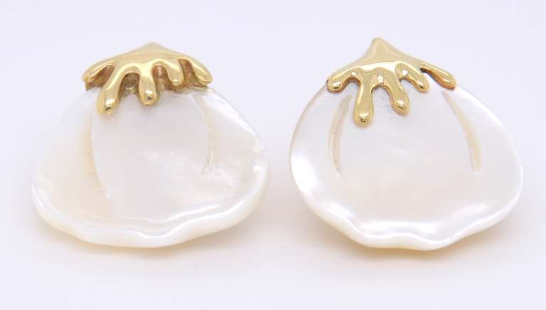 Fabulous Yellow Gold Mop Carved Petal Earrings