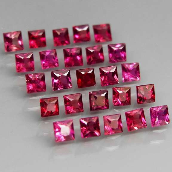 Radiant princess cut! Unheated! 3.20ct Sapphire set!