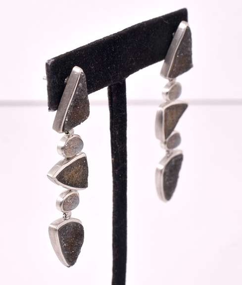 Beautiful Black/Red Geode Dangling Earrings in 18K White Gold