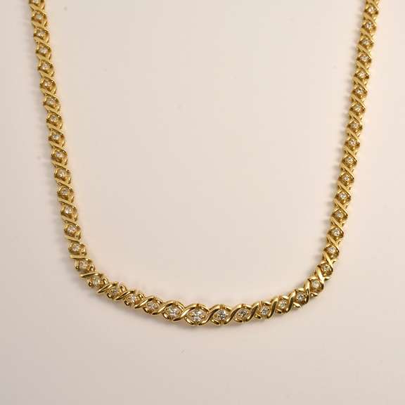 Pretty XOX Style Diamond Necklace