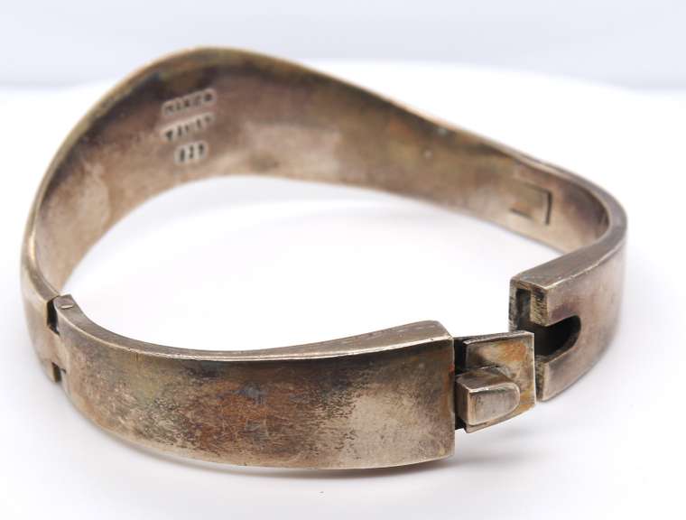 Vintage Sterling Silver Mexico Signed Cuff Bangle