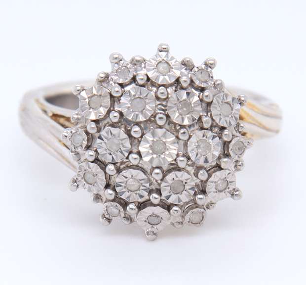 925 Sterling Silver Illusion Diamond Set Ring
