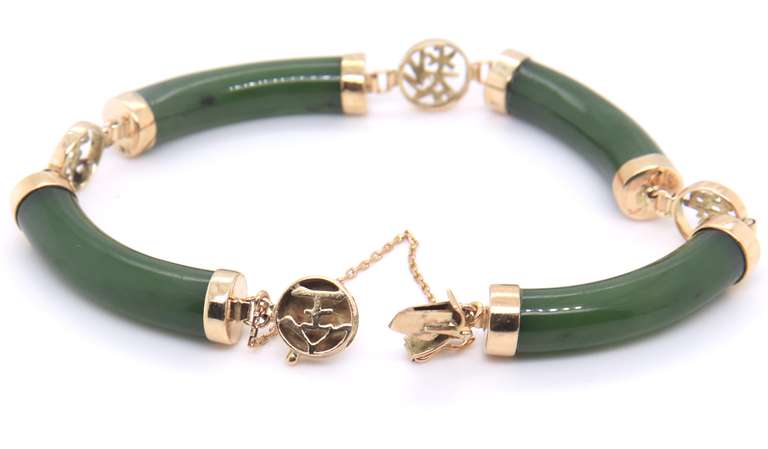 Beautiful Yellow Gold Green Jade Station Bracelet