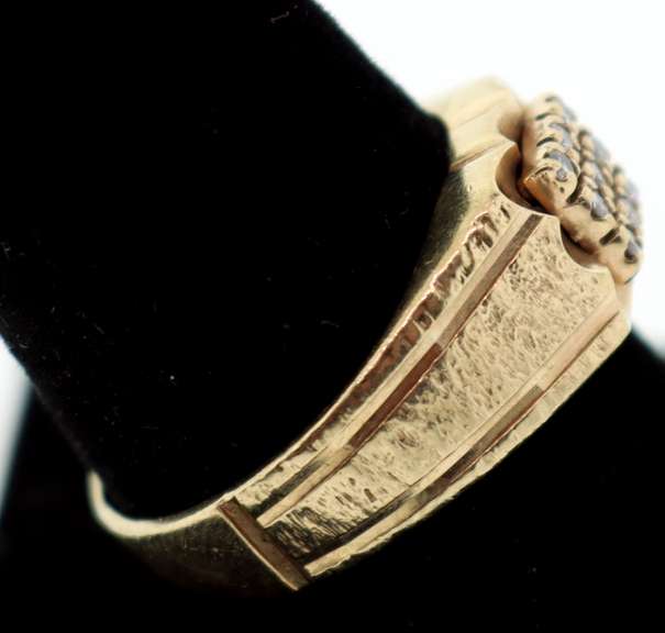 Anachronistic 10k Gold Dquare Diamond Ring