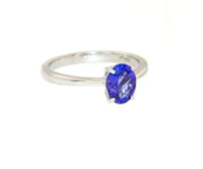 Gorgeous Platinum Oval Tanzanite Solitaire Ring