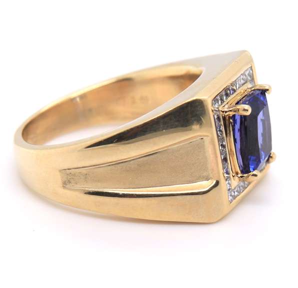 Incredible Yellow Gold Tanzanite and Diamond Ring