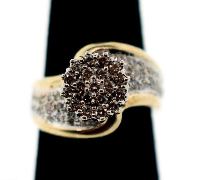 Overwhelming Diamond Cluster Halo Ring with a 10k Gold Band