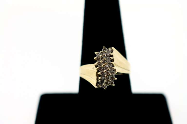 Wavy 10k Gold Diamond Cluster Ring